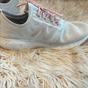 New Balance Women's Light Gray Sneakers with Pink Laces